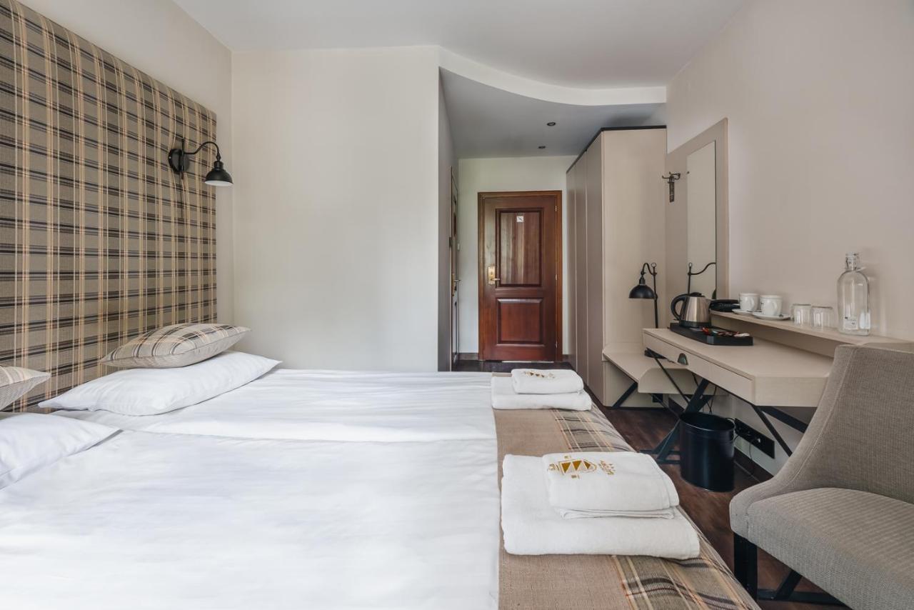 Hotel Batory Шавница Экстерьер фото