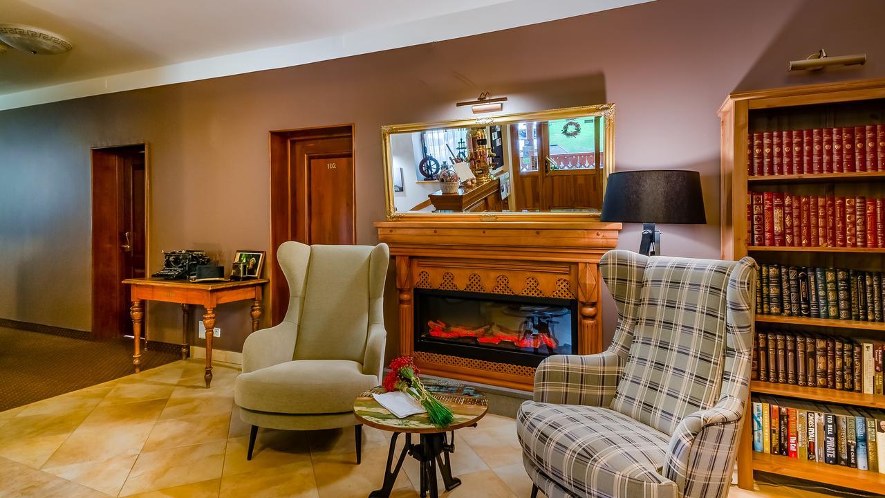 Hotel Batory Шавница Экстерьер фото