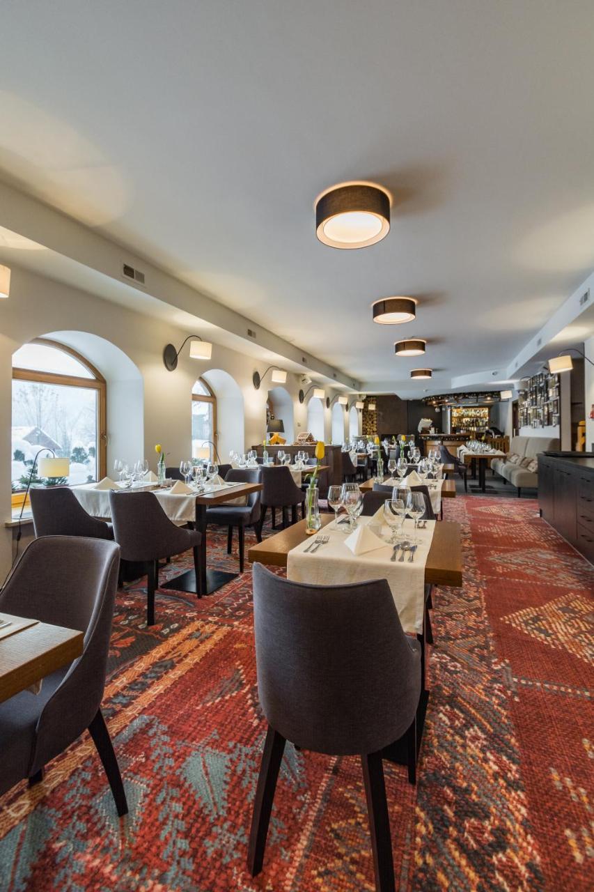 Hotel Batory Шавница Экстерьер фото